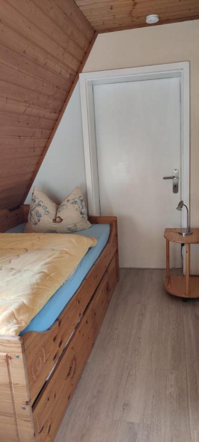Ferienwohnung Im Rohrdachhaus Wustrow  Bagian luar foto